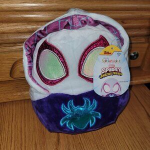Squishmallows, Ghost-Spider, Spidey and his Amazing Friends